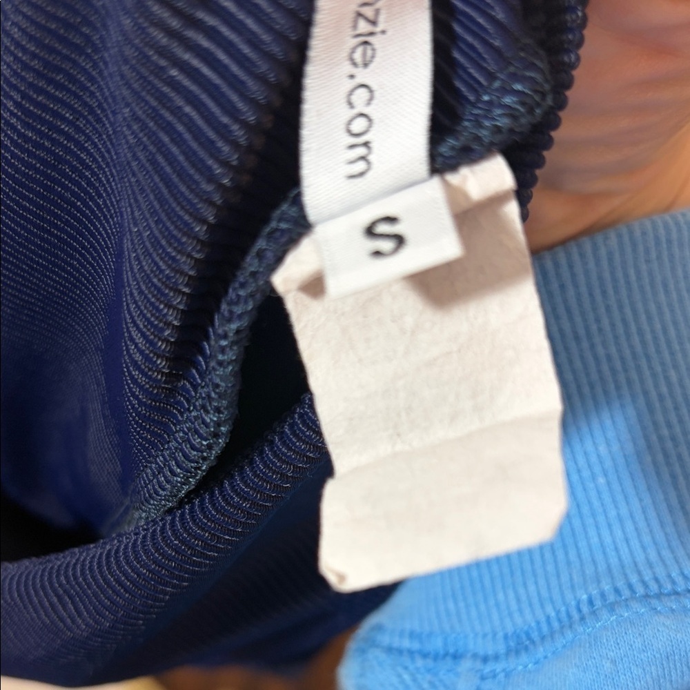 Onzie High-Rise Bike Short - Ribbed Navy - S - Picture 7 of 8